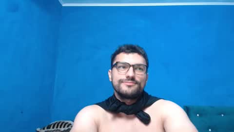 Snapshot of alex_blu chatting on September 2025 05:13:01 PM Alex online show from September 2025 05:13:01 PM