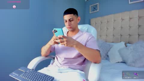 alex online show from September 2025 11:54:01 AM