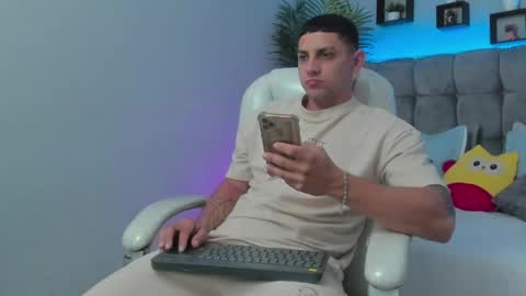 alex online show from May 2026 12:01:01 PM