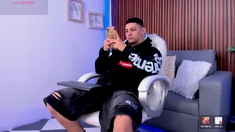 alex online show from May 2026 12:11:02 PM