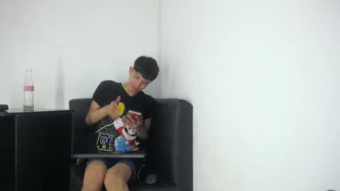 alex_it0 online show from May 2026 11:46:01 PM