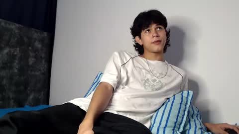 alex_mark_ online show from June 2026 07:05:01 PM