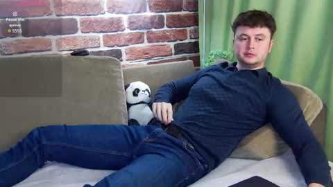 Alex online show from October 2025 08:24:02 AM