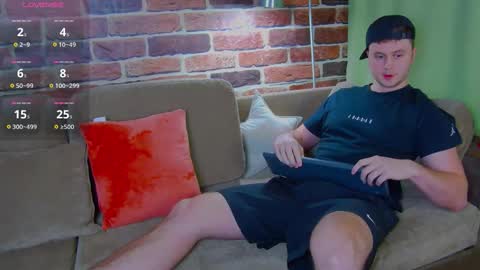 Snapshot of alex_onelove chatting on February 2026 05:38:01 AM Alex online show from February 2026 05:38:01 AM