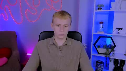 Alex online show from July 2026 12:09:02 PM