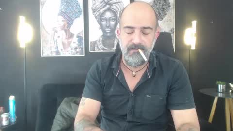 Alex Saints online show from April 2026 01:41:02 PM