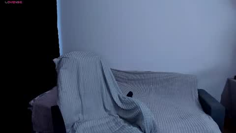 alex_silent online show from June 2026 11:43:02 AM