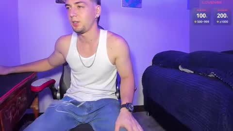 Snapshot of alex_smith0 chatting on October 2025 11:36:01 PM online show from October 2025 11:36:01 PM