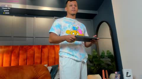 Alex Towers online show from December 2024 06:50:02 PM