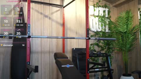 Alex Towers online show from January 2025 09:58:01 PM