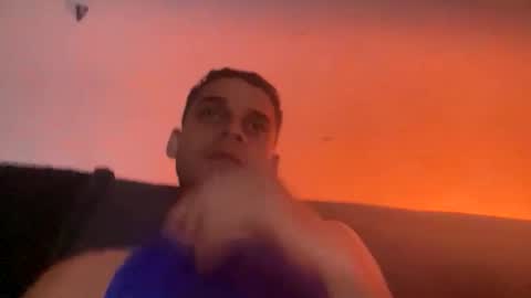 Alex Woll online show from November 2025 07:03:02 AM