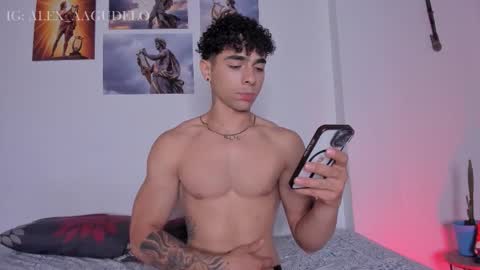 x   online show from October 2025 12:33:02 AM