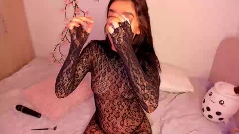 Snapshot of alexa_6908 chatting on November 2025 09:03:02 PM alexa online show from November 2025 09:03:02 PM