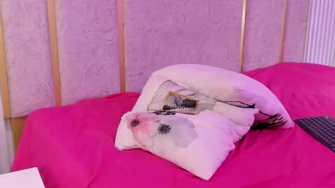 Snapshot of alexa_cutte_ chatting on May 2026 04:04:02 PM A L E X A online show from May 2026 04:04:02 PM