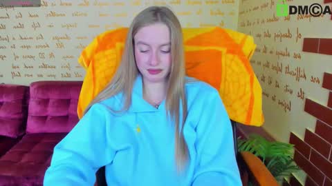 Alexa online show from October 2025 08:00:02 PM