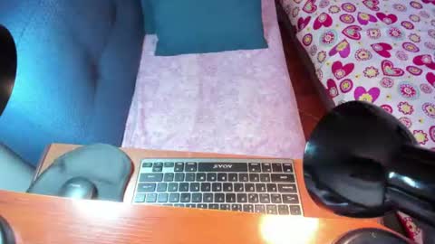 alexa latina online show from July 2026 04:05:01 PM