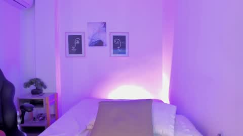 Alexa Millers online show from February 2025 10:39:02 AM