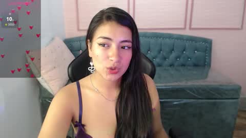 Alexandra online show from December 2025 02:04:01 PM