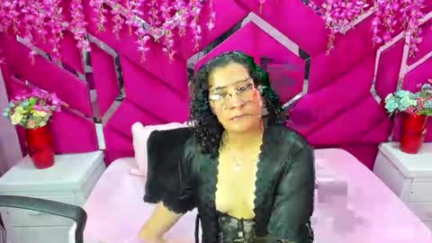 alexa sanz online show from December 2025 07:20:02 PM