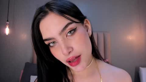 Alexa Thaylor online show from February 2025 02:13:02 PM