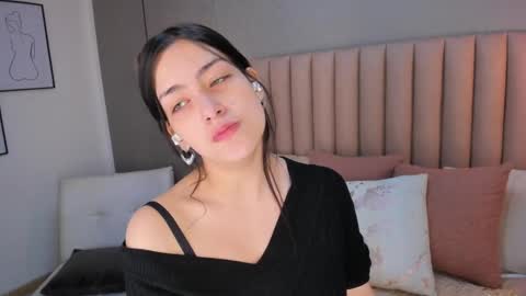 Alexa Thaylor online show from September 2025 01:44:02 PM