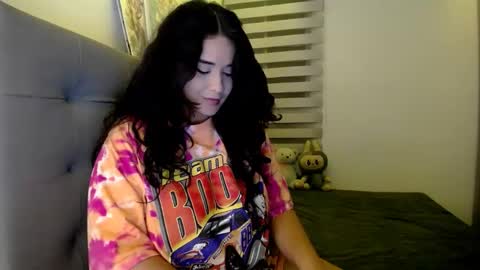 Alexa blue online show from September 2025 07:35:02 AM