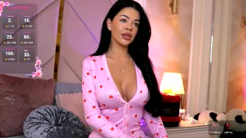 Snapshot of alexaheyess chatting on November 2025 05:42:01 AM Alexa online show from November 2025 05:42:01 AM