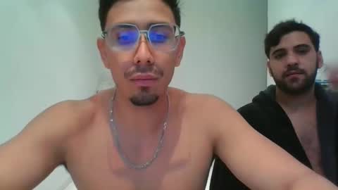 Snapshot of alexandbrandom chatting on September 2025 06:35:02 PM Dotados online show from September 2025 06:35:02 PM