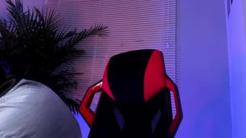 Snapshot of alexander_diiaz chatting on September 2025 10:48:02 AM Alexander Diaz online show from September 2025 10:48:02 AM