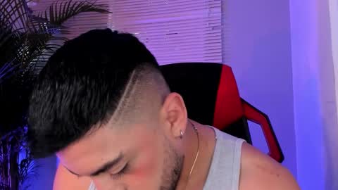 Snapshot of alexander_diiaz chatting on September 2025 12:30:01 PM Alexander Diaz online show from September 2025 12:30:01 PM