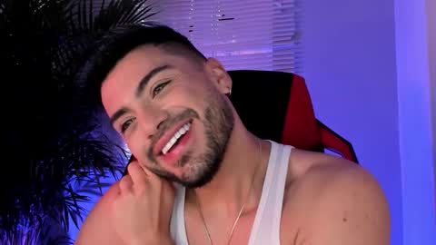 Snapshot of alexander_diiaz chatting on September 2025 01:38:01 PM Alexander Diaz online show from September 2025 01:38:01 PM