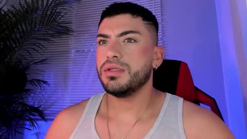 Snapshot of alexander_diiaz chatting on October 2025 10:54:02 AM Alexander Diaz online show from October 2025 10:54:02 AM