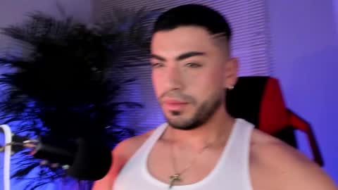 Snapshot of alexander_diiaz chatting on October 2025 10:45:01 AM Alexander Diaz online show from October 2025 10:45:01 AM