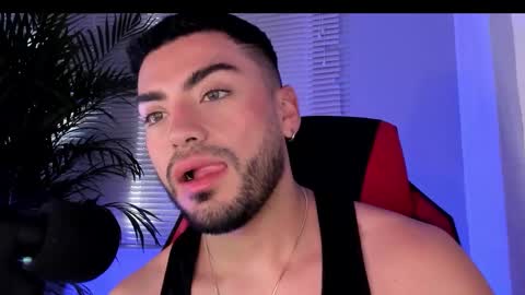 Snapshot of alexander_diiaz chatting on October 2025 03:13:01 PM Alexander Diaz online show from October 2025 03:13:01 PM