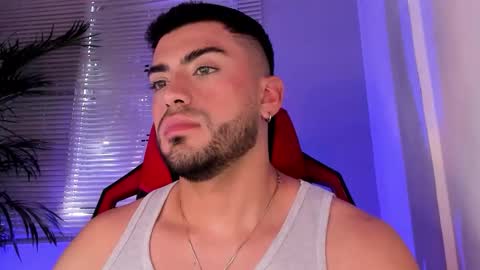 Snapshot of alexander_diiaz chatting on October 2025 03:46:02 PM Alexander Diaz online show from October 2025 03:46:02 PM