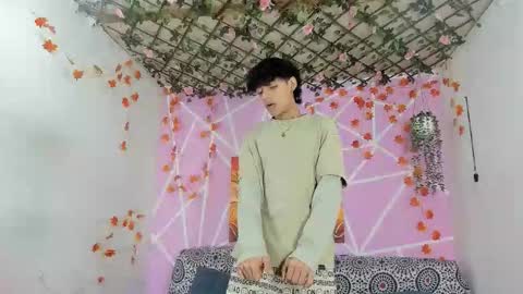 chicos hot online show from December 2025 02:23:02 PM