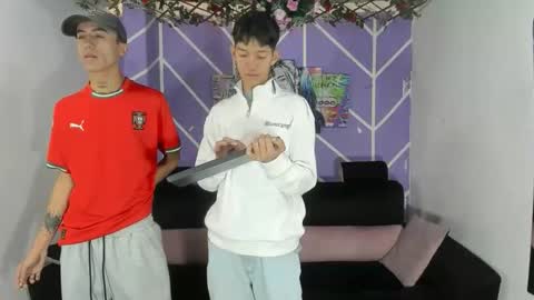 chicos hot online show from April 2026 01:45:02 PM