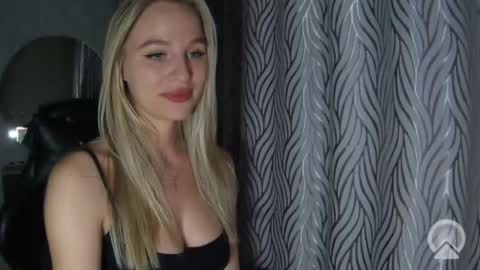 AlexAndMonika online show from September 2025 04:19:02 PM