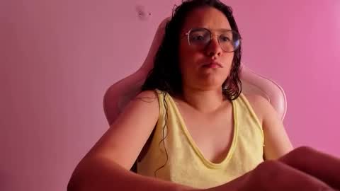 Snapshot of alexandra_clauss chatting on November 2025 04:40:01 PM alexandra clauss online show from November 2025 04:40:01 PM