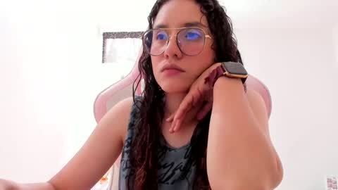 Snapshot of alexandra_clauss chatting on December 2025 09:09:01 PM alexandra clauss online show from December 2025 09:09:01 PM