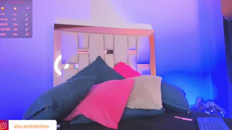 alexandra_holms1 online show from December 2024 12:45:01 PM