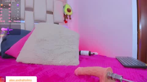 alexandra_holms1 online show from November 2025 10:30:02 PM