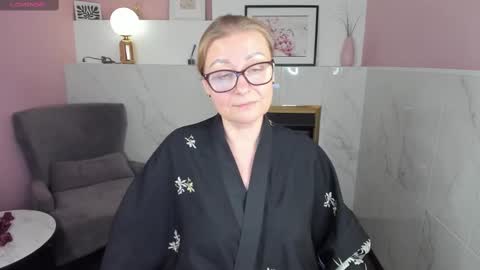 Alexandra online show from February 2025 12:35:01 AM