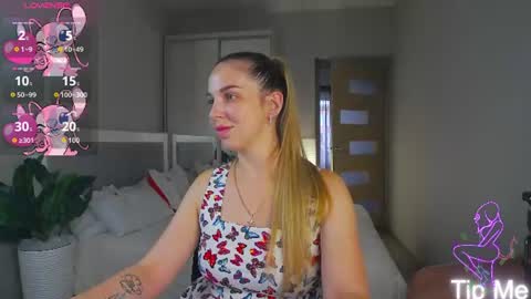 Snapshot of alexandracandy chatting on June 2026 02:15:02 PM alexandracandy online show from June 2026 02:15:02 PM
