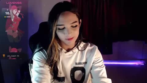 Snapshot of alexandre_chuad chatting on December 2024 08:20:01 AM Alexa online show from December 2024 08:20:01 AM