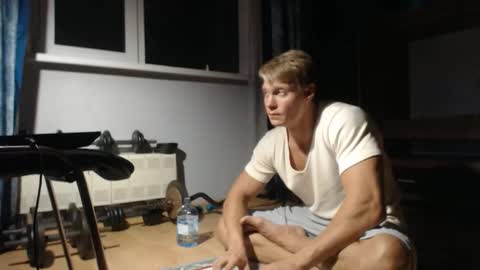 SportStranger online show from October 2025 09:45:01 PM