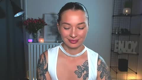 Alex  DONT FORGET GIVE ME THUMBS UP online show from August 2026 08:44:01 PM