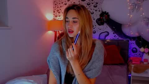 Snapshot of alexawilds chatting on December 2025 01:29:01 PM AlexaWilds online show from December 2025 01:29:01 PM