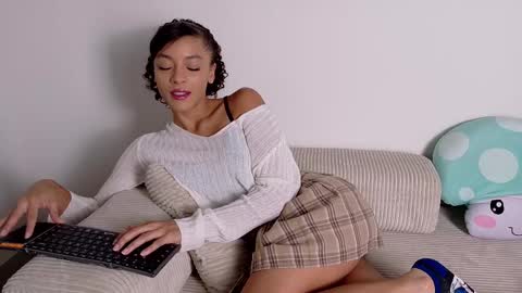 Snapshot of alexawildxo chatting on November 2025 11:27:01 PM Alexa online show from November 2025 11:27:01 PM