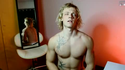 Snapshot of alexbarczukxxx chatting on May 2026 08:28:01 PM Alex Barczuk online show from May 2026 08:28:01 PM